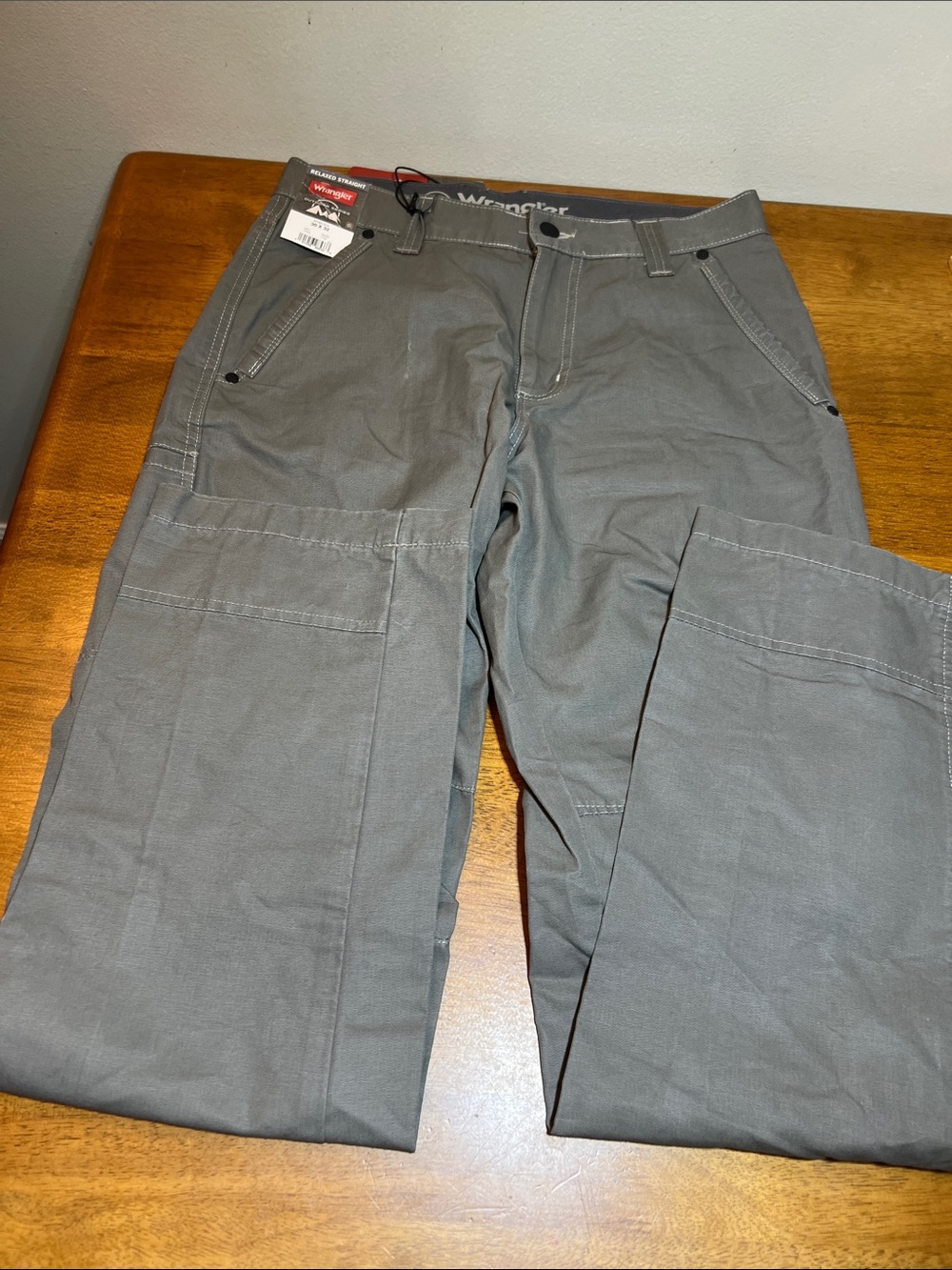 Wrangler Men's Gray Cargo Work Pants - RELAXED STRAIGHT Size 30x32